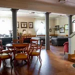 涅格斯温泉高级酒店 酒店