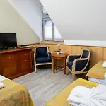 涅格斯温泉高级酒店 3*