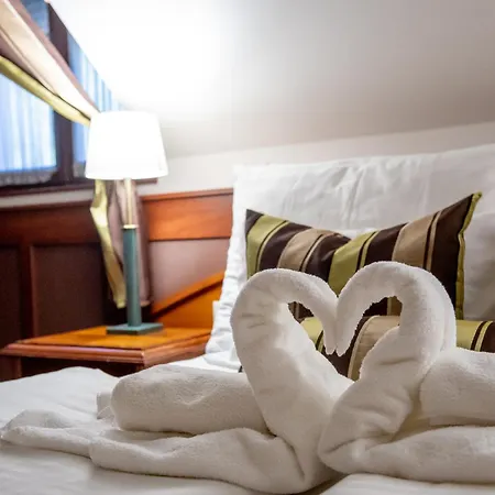Hotel Nyerges Termal Superior Monor