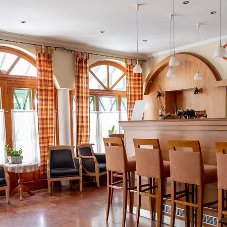 Hotel Nyerges Termal Superior Monor